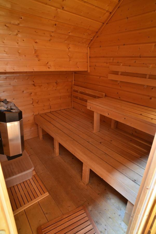 Gite Le Douglas, Vignoble Et Reculees Du Jura - Avec Sauna Lavigny Luaran gambar